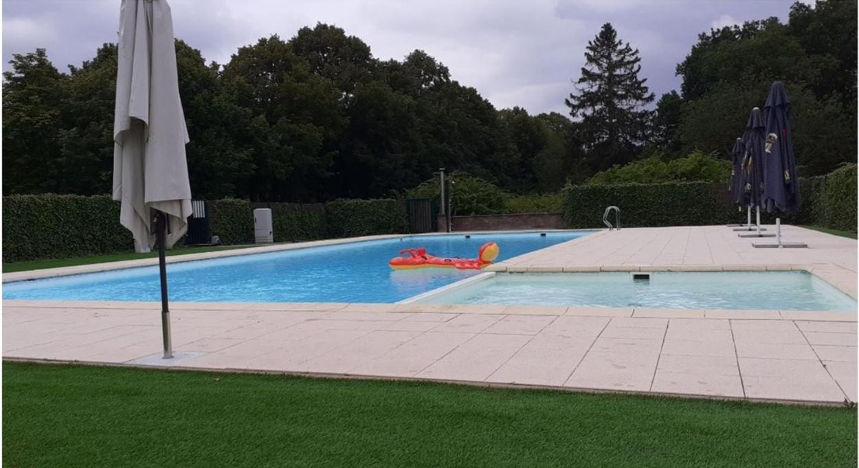 Zonnig Appartement Golf Van Durbuy Exteriör bild